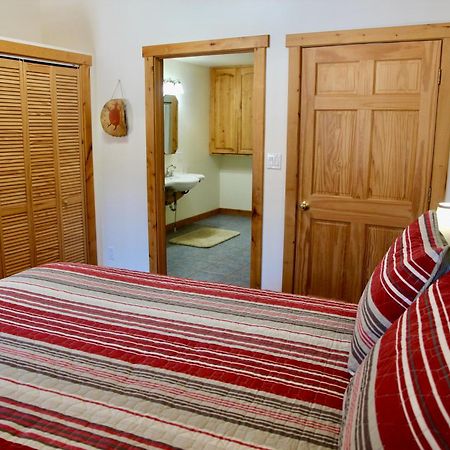 Red Moon Lodge Моаб Экстерьер фото