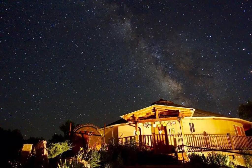 Red Moon Lodge Моаб Экстерьер фото