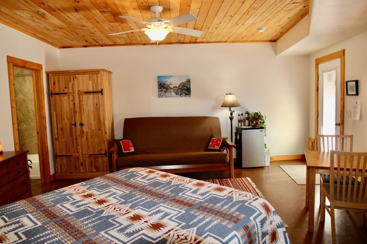 Red Moon Lodge Моаб Экстерьер фото